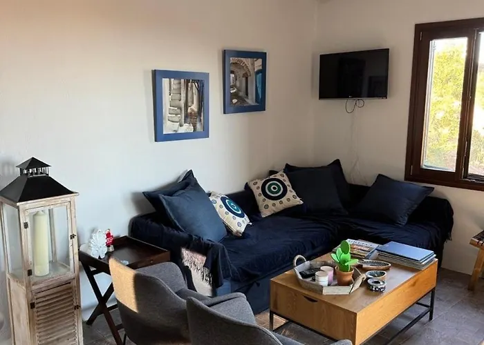 Вилла Cycladic Serenity Sunset View Otzias